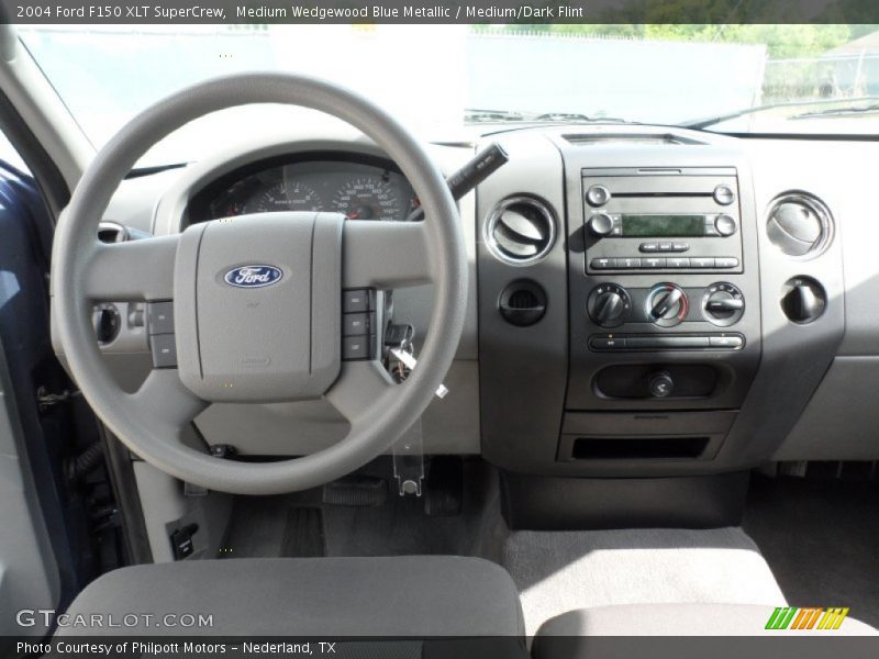 Medium Wedgewood Blue Metallic / Medium/Dark Flint 2004 Ford F150 XLT SuperCrew