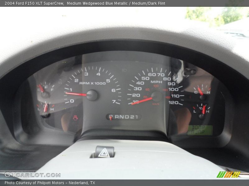 Medium Wedgewood Blue Metallic / Medium/Dark Flint 2004 Ford F150 XLT SuperCrew