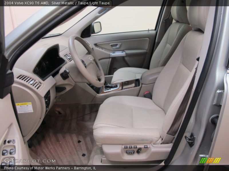 Silver Metallic / Taupe/Light Taupe 2004 Volvo XC90 T6 AWD
