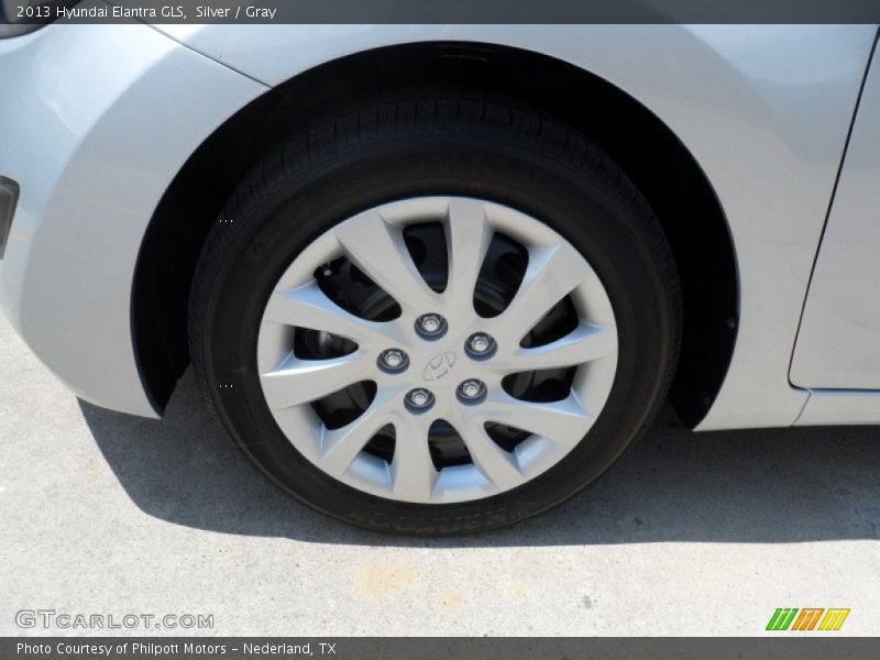 Silver / Gray 2013 Hyundai Elantra GLS