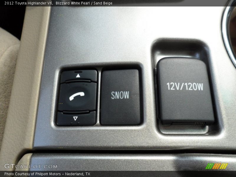 Blizzard White Pearl / Sand Beige 2012 Toyota Highlander V6
