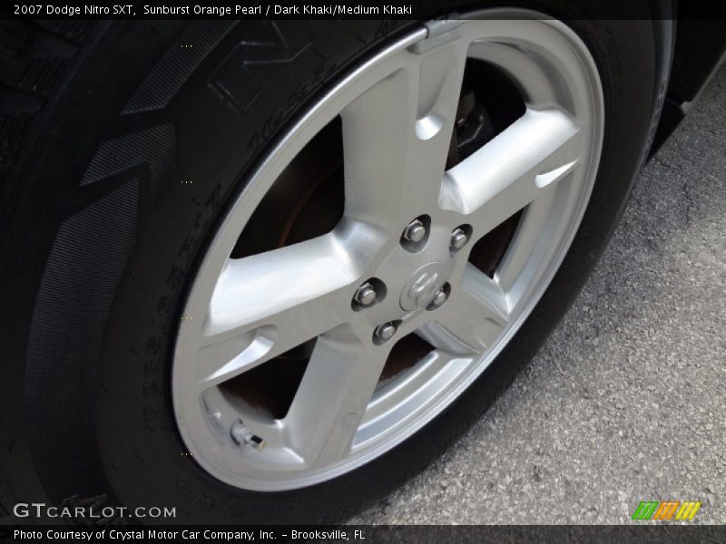 Sunburst Orange Pearl / Dark Khaki/Medium Khaki 2007 Dodge Nitro SXT