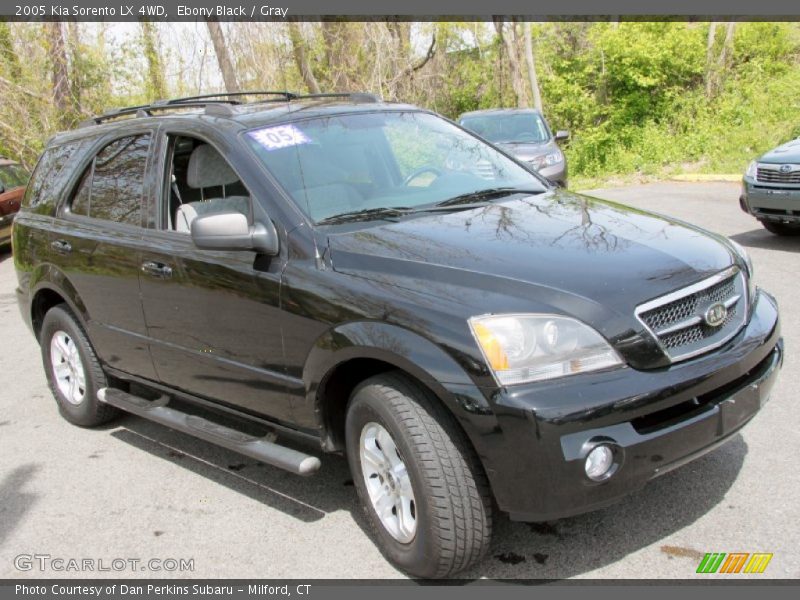 Ebony Black / Gray 2005 Kia Sorento LX 4WD