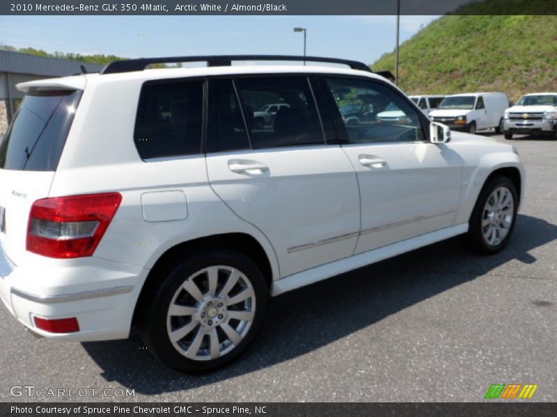 Arctic White / Almond/Black 2010 Mercedes-Benz GLK 350 4Matic