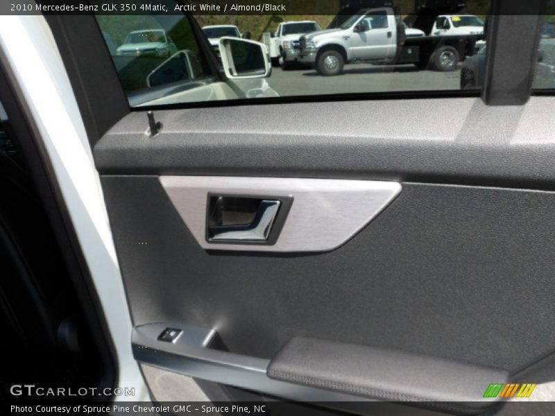 Arctic White / Almond/Black 2010 Mercedes-Benz GLK 350 4Matic