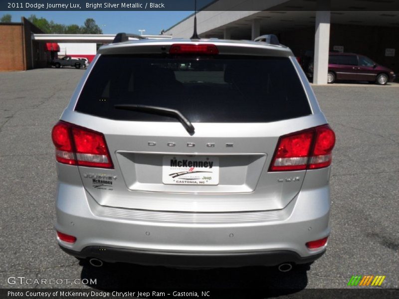 Bright Silver Metallic / Black 2011 Dodge Journey Lux