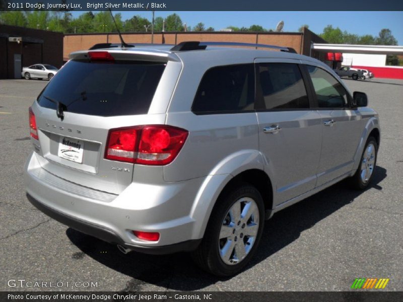 Bright Silver Metallic / Black 2011 Dodge Journey Lux
