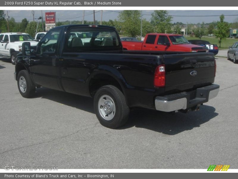 Black / Medium Stone 2009 Ford F250 Super Duty XL Regular Cab
