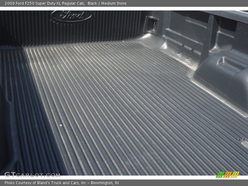 Black / Medium Stone 2009 Ford F250 Super Duty XL Regular Cab