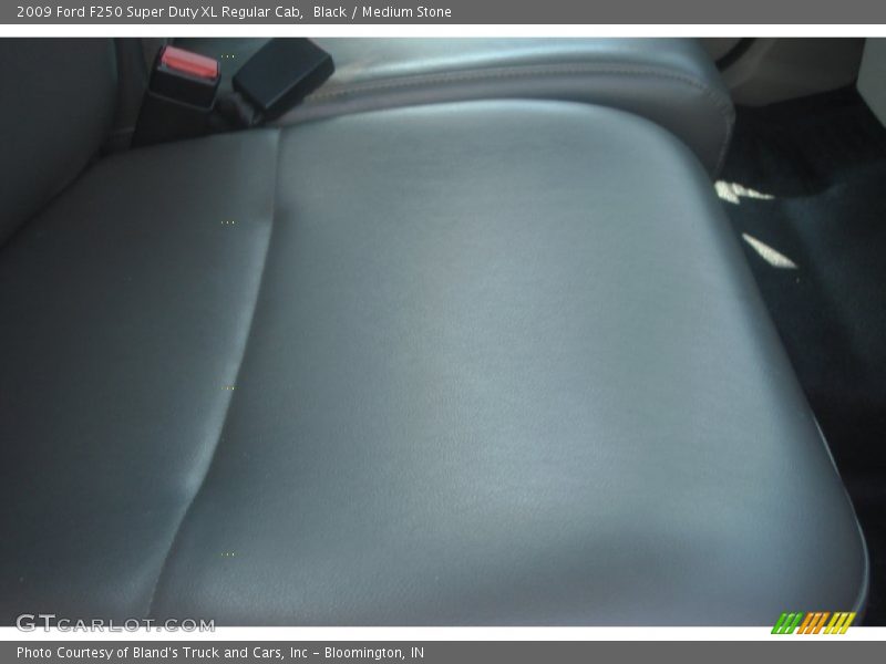 Black / Medium Stone 2009 Ford F250 Super Duty XL Regular Cab