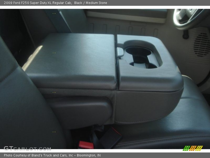Black / Medium Stone 2009 Ford F250 Super Duty XL Regular Cab