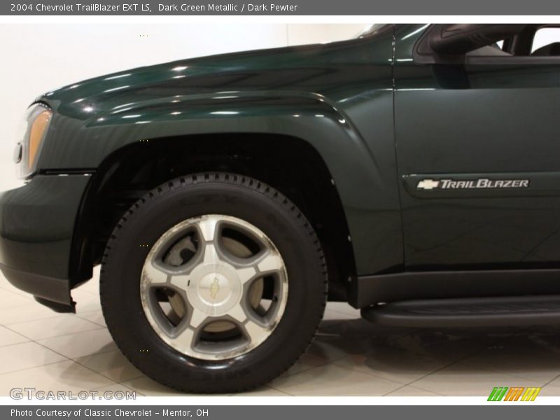 Dark Green Metallic / Dark Pewter 2004 Chevrolet TrailBlazer EXT LS