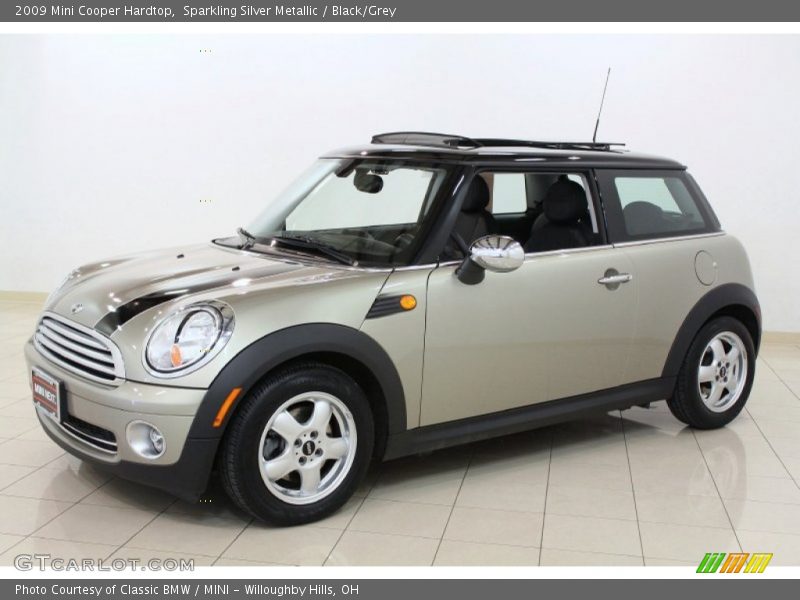 Sparkling Silver Metallic / Black/Grey 2009 Mini Cooper Hardtop