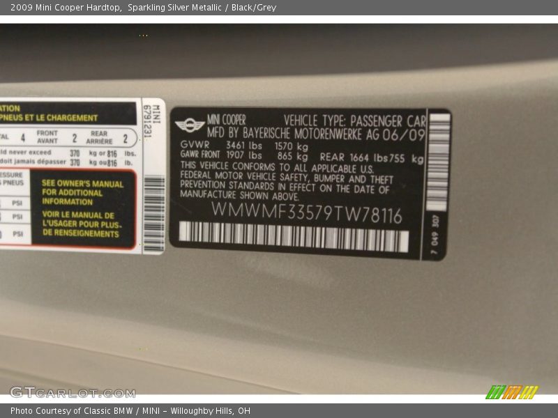 Sparkling Silver Metallic / Black/Grey 2009 Mini Cooper Hardtop