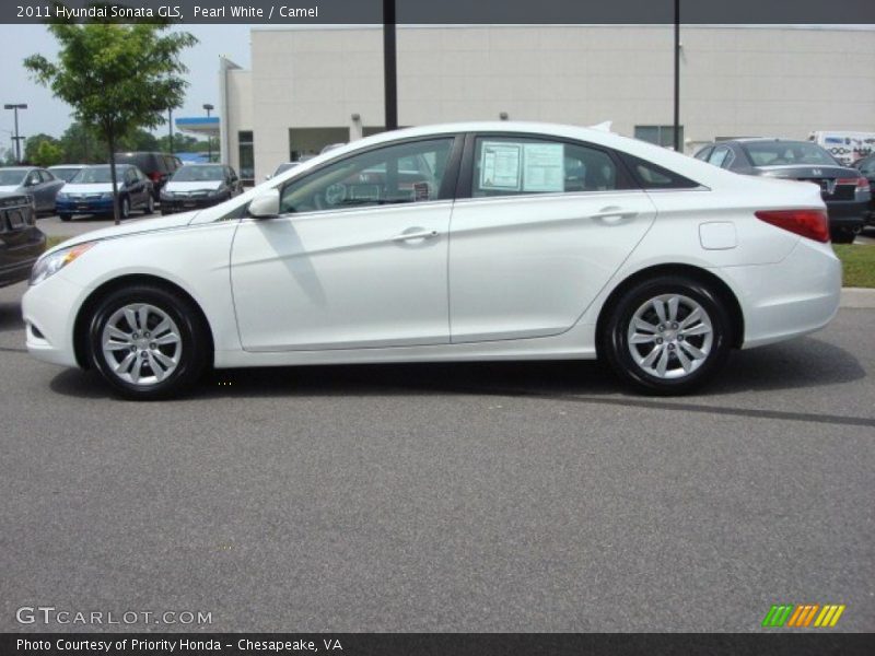 Pearl White / Camel 2011 Hyundai Sonata GLS