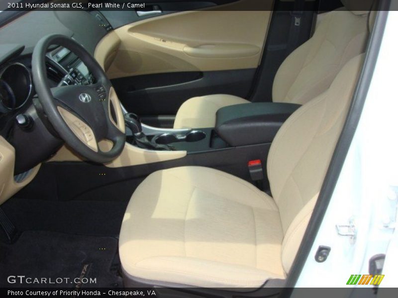 Pearl White / Camel 2011 Hyundai Sonata GLS