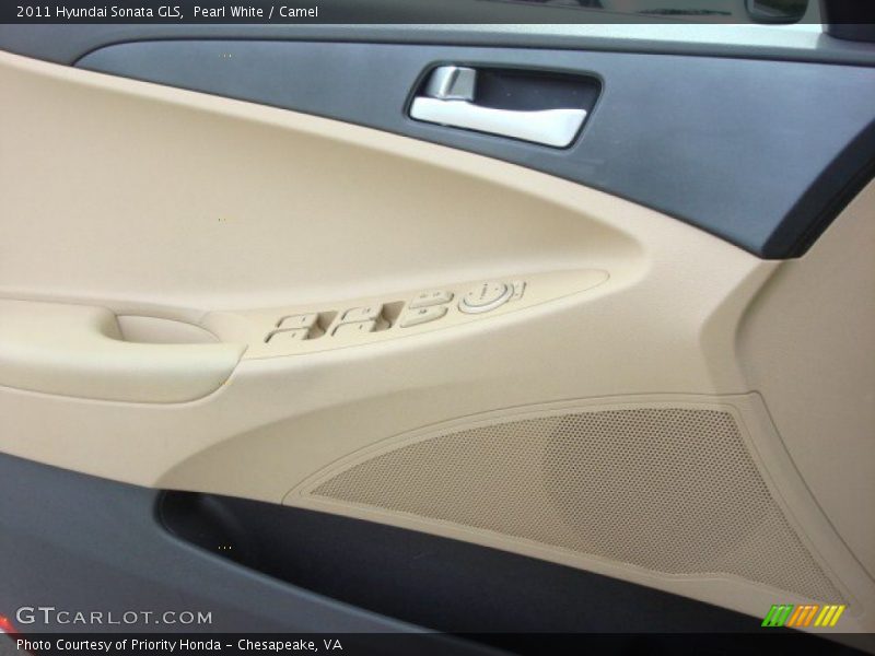 Pearl White / Camel 2011 Hyundai Sonata GLS