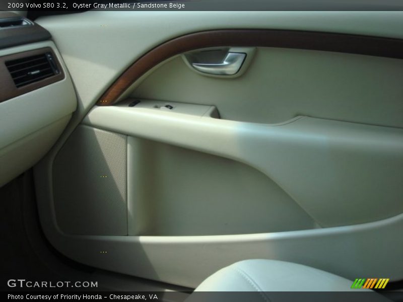 Oyster Gray Metallic / Sandstone Beige 2009 Volvo S80 3.2