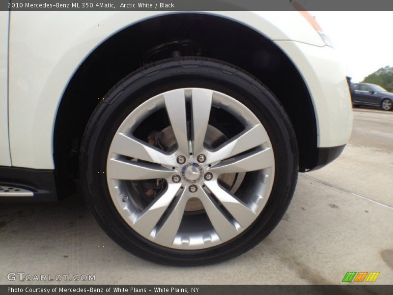 Arctic White / Black 2010 Mercedes-Benz ML 350 4Matic