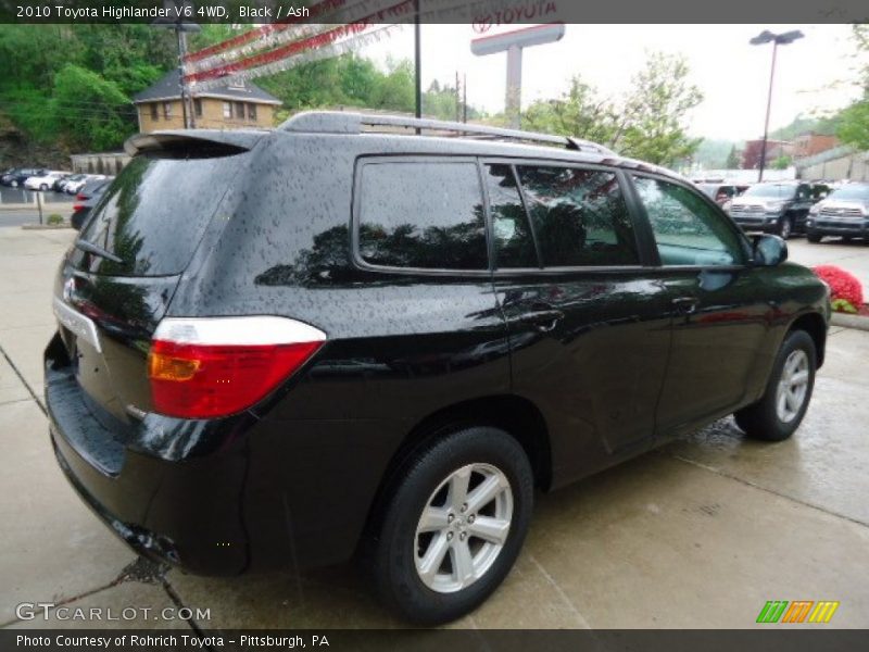 Black / Ash 2010 Toyota Highlander V6 4WD