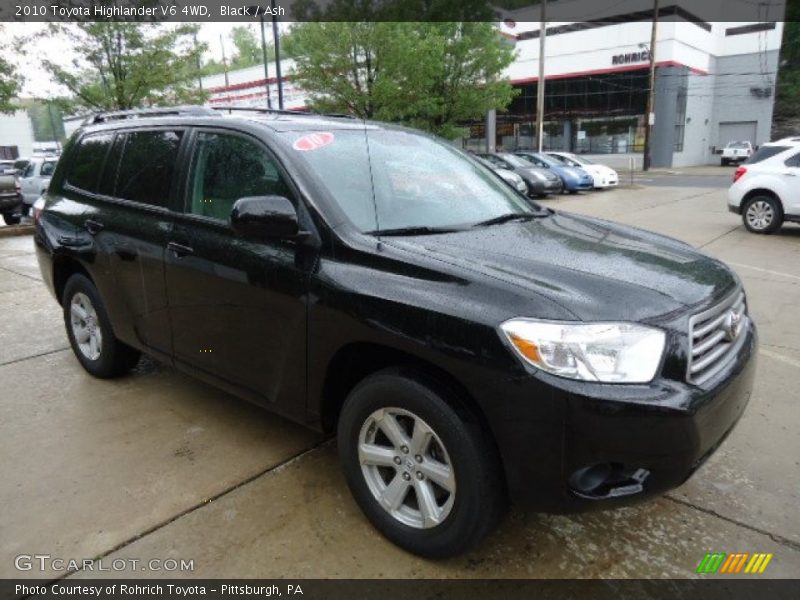 Black / Ash 2010 Toyota Highlander V6 4WD
