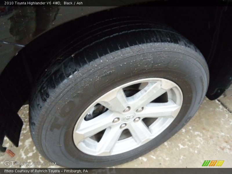 Black / Ash 2010 Toyota Highlander V6 4WD