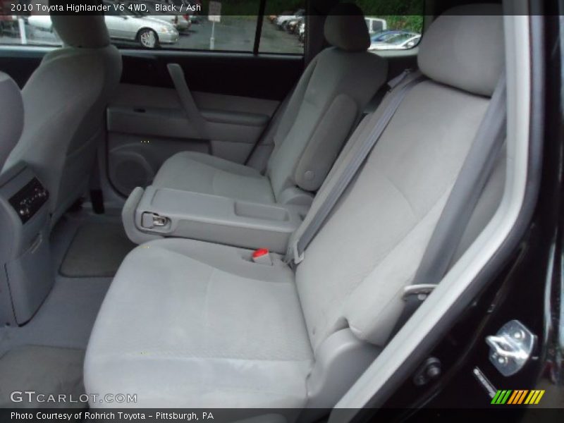Black / Ash 2010 Toyota Highlander V6 4WD
