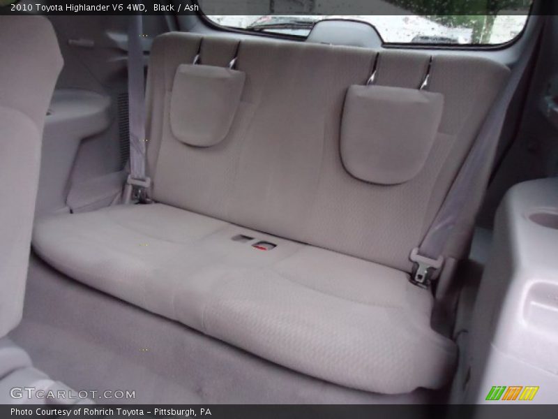 Black / Ash 2010 Toyota Highlander V6 4WD