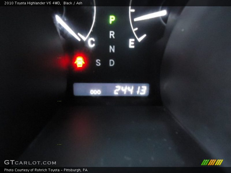 Black / Ash 2010 Toyota Highlander V6 4WD