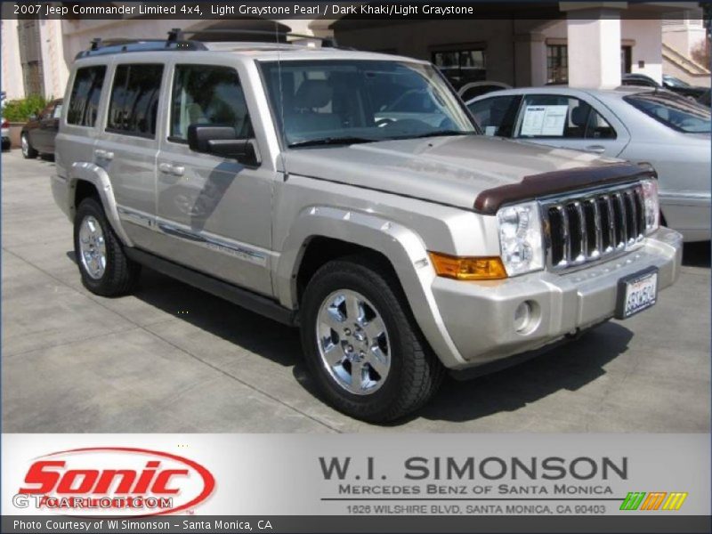 Light Graystone Pearl / Dark Khaki/Light Graystone 2007 Jeep Commander Limited 4x4