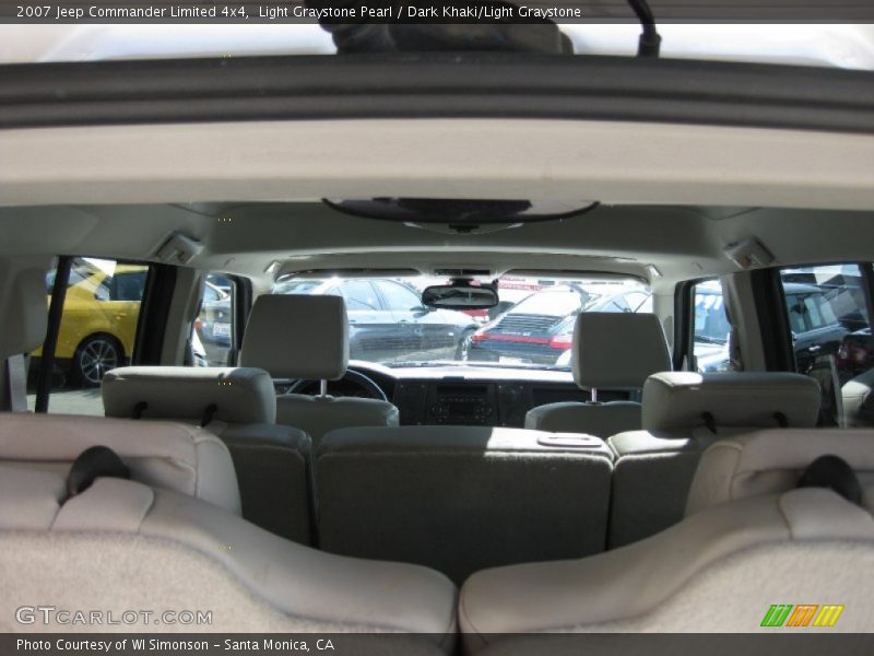 Light Graystone Pearl / Dark Khaki/Light Graystone 2007 Jeep Commander Limited 4x4