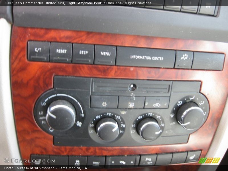 Light Graystone Pearl / Dark Khaki/Light Graystone 2007 Jeep Commander Limited 4x4