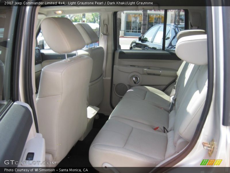 Light Graystone Pearl / Dark Khaki/Light Graystone 2007 Jeep Commander Limited 4x4