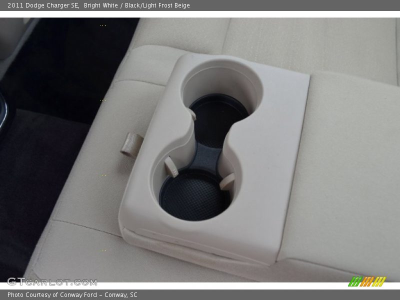 Bright White / Black/Light Frost Beige 2011 Dodge Charger SE