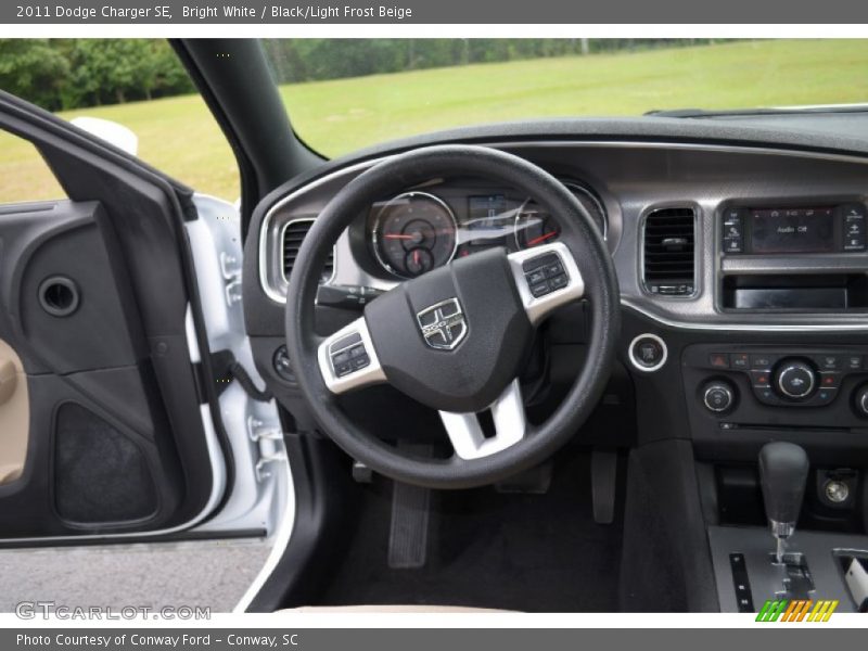 Bright White / Black/Light Frost Beige 2011 Dodge Charger SE