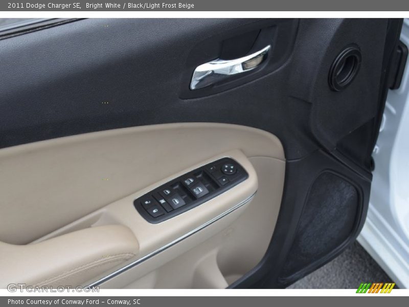 Bright White / Black/Light Frost Beige 2011 Dodge Charger SE