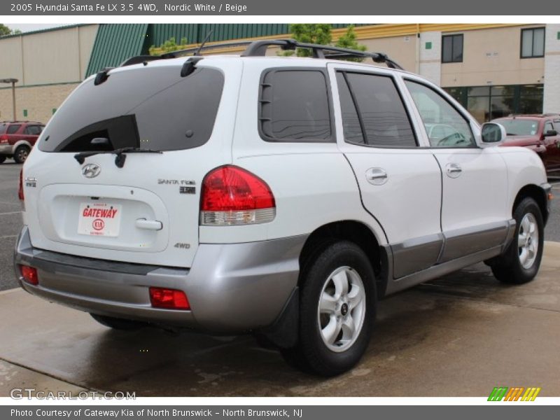 Nordic White / Beige 2005 Hyundai Santa Fe LX 3.5 4WD