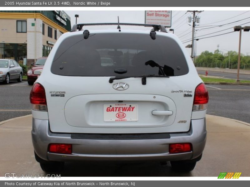 Nordic White / Beige 2005 Hyundai Santa Fe LX 3.5 4WD