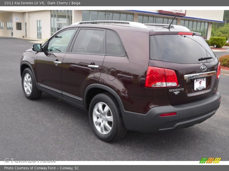 Dark Cherry / Beige 2011 Kia Sorento LX V6