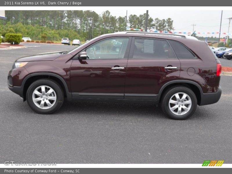 Dark Cherry / Beige 2011 Kia Sorento LX V6