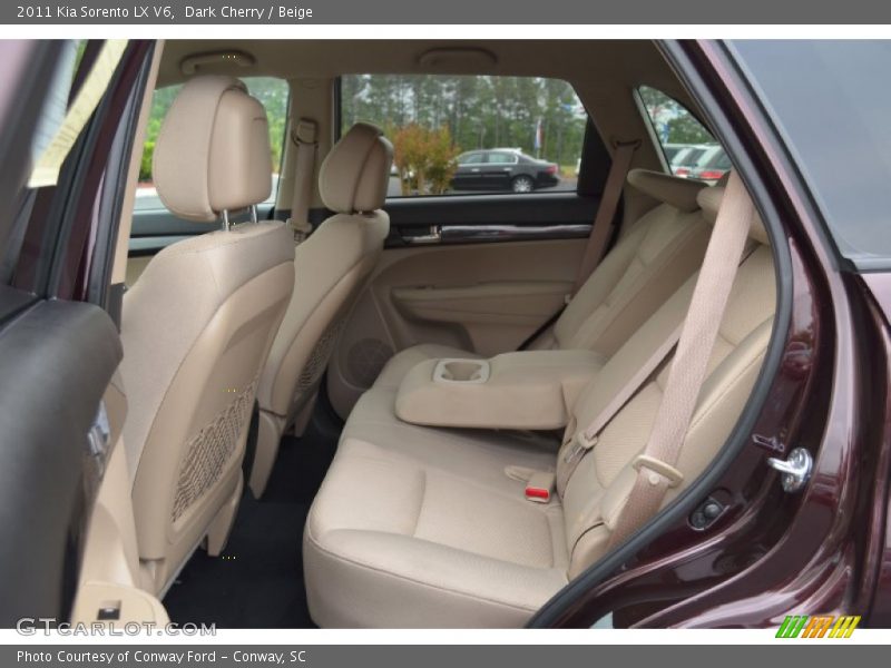 Dark Cherry / Beige 2011 Kia Sorento LX V6
