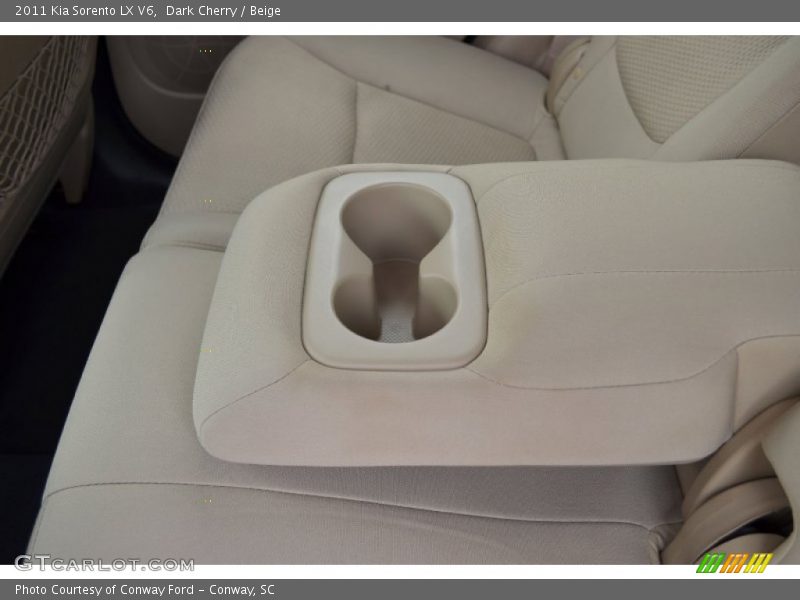 Dark Cherry / Beige 2011 Kia Sorento LX V6