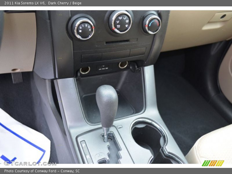 Dark Cherry / Beige 2011 Kia Sorento LX V6