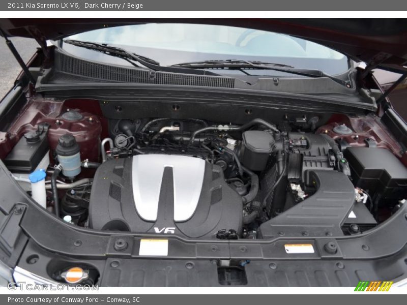 Dark Cherry / Beige 2011 Kia Sorento LX V6