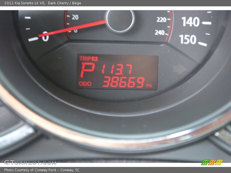 Dark Cherry / Beige 2011 Kia Sorento LX V6