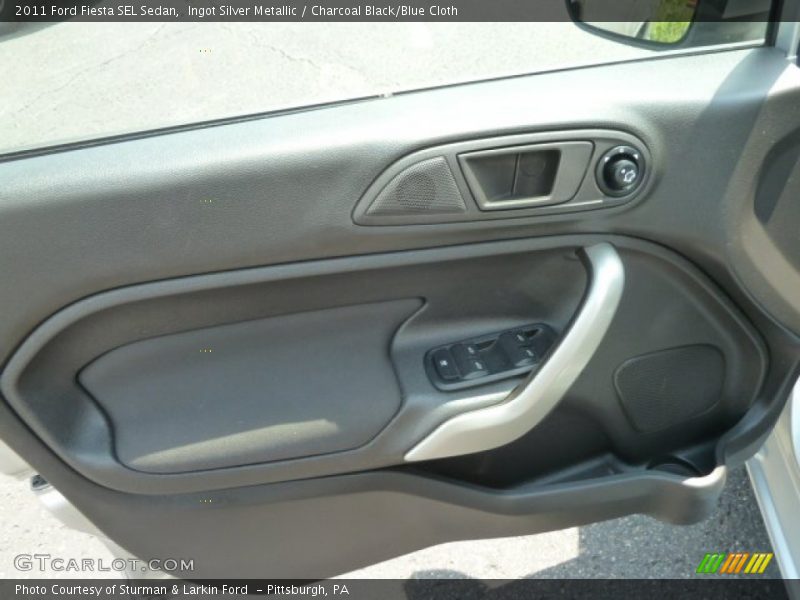 Ingot Silver Metallic / Charcoal Black/Blue Cloth 2011 Ford Fiesta SEL Sedan