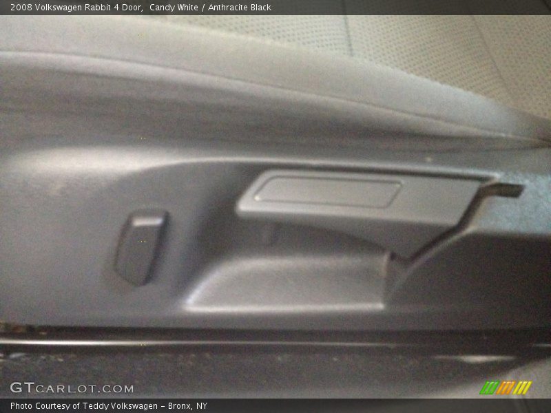 Candy White / Anthracite Black 2008 Volkswagen Rabbit 4 Door