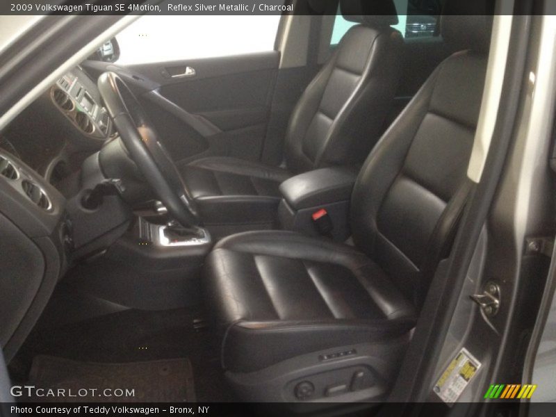 Reflex Silver Metallic / Charcoal 2009 Volkswagen Tiguan SE 4Motion
