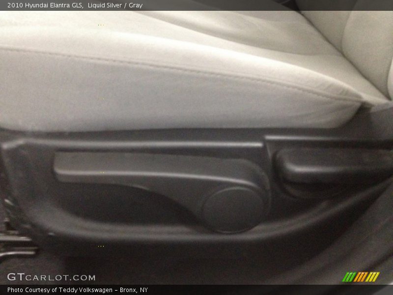 Liquid Silver / Gray 2010 Hyundai Elantra GLS