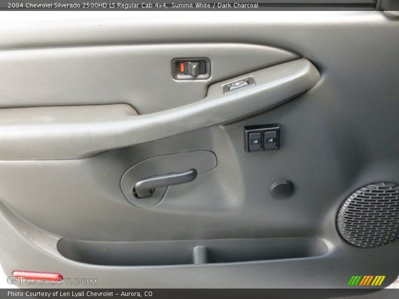 Summit White / Dark Charcoal 2004 Chevrolet Silverado 2500HD LS Regular Cab 4x4